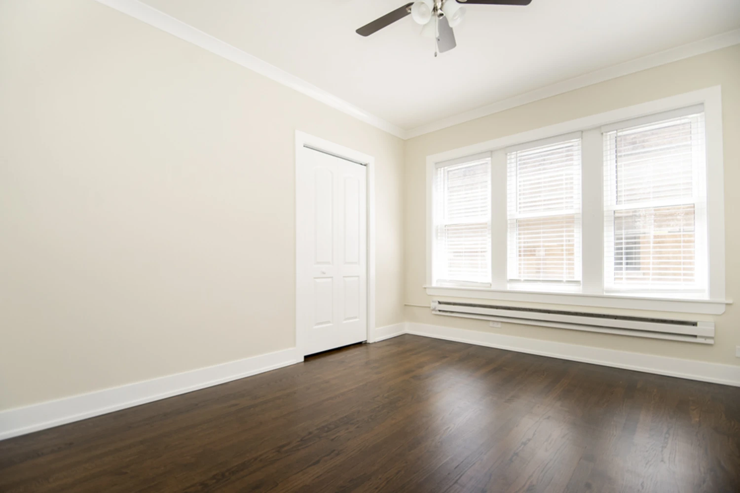 4226 N Clark St Apt 3, Chicago IL properties 4216-26-n-clark-st-chicago-il-60613-lake-view 4226-3   