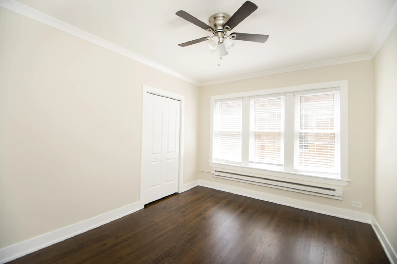 4226 N Clark St Apt 3, Chicago IL properties 4216-26-n-clark-st-chicago-il-60613-lake-view 4226-3   