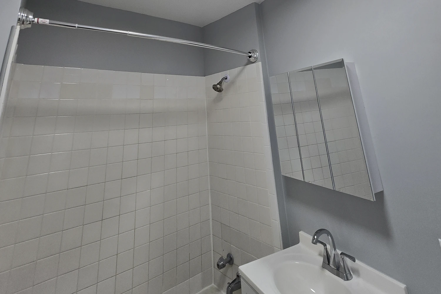 4226 N Clark St Apt 5-GDN, Chicago IL properties 4216-26-n-clark-st-chicago-il-60613-lake-view 4226-5-gdn