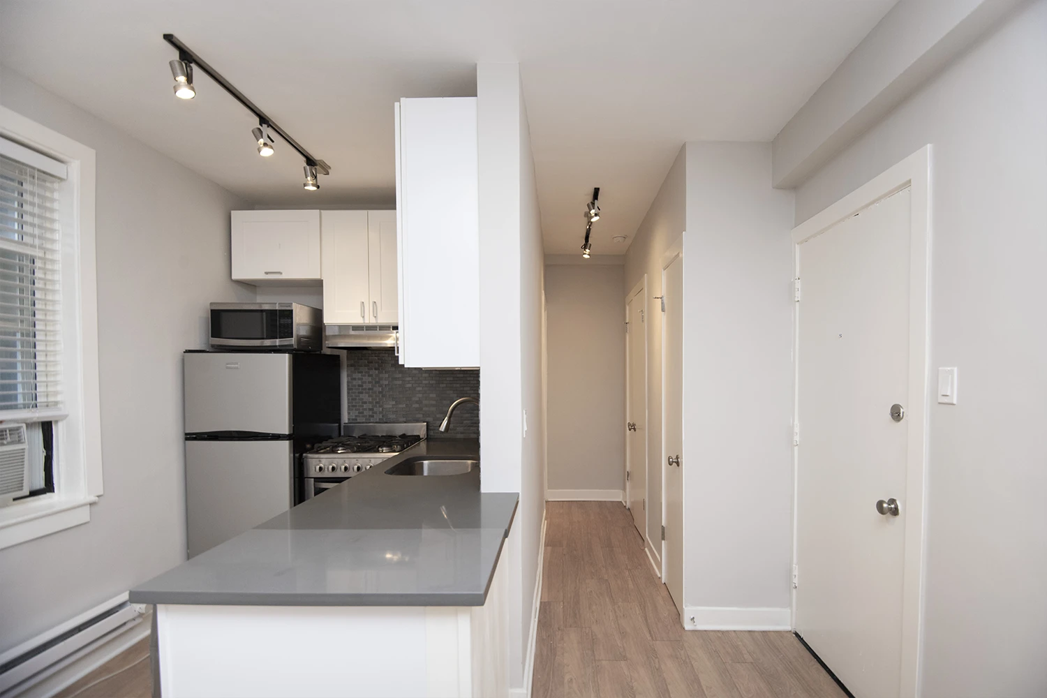 511 W Belmont Ave Apt 23, Chicago IL properties 511-w-belmont-chicago-il-60657-lake-view 511-23