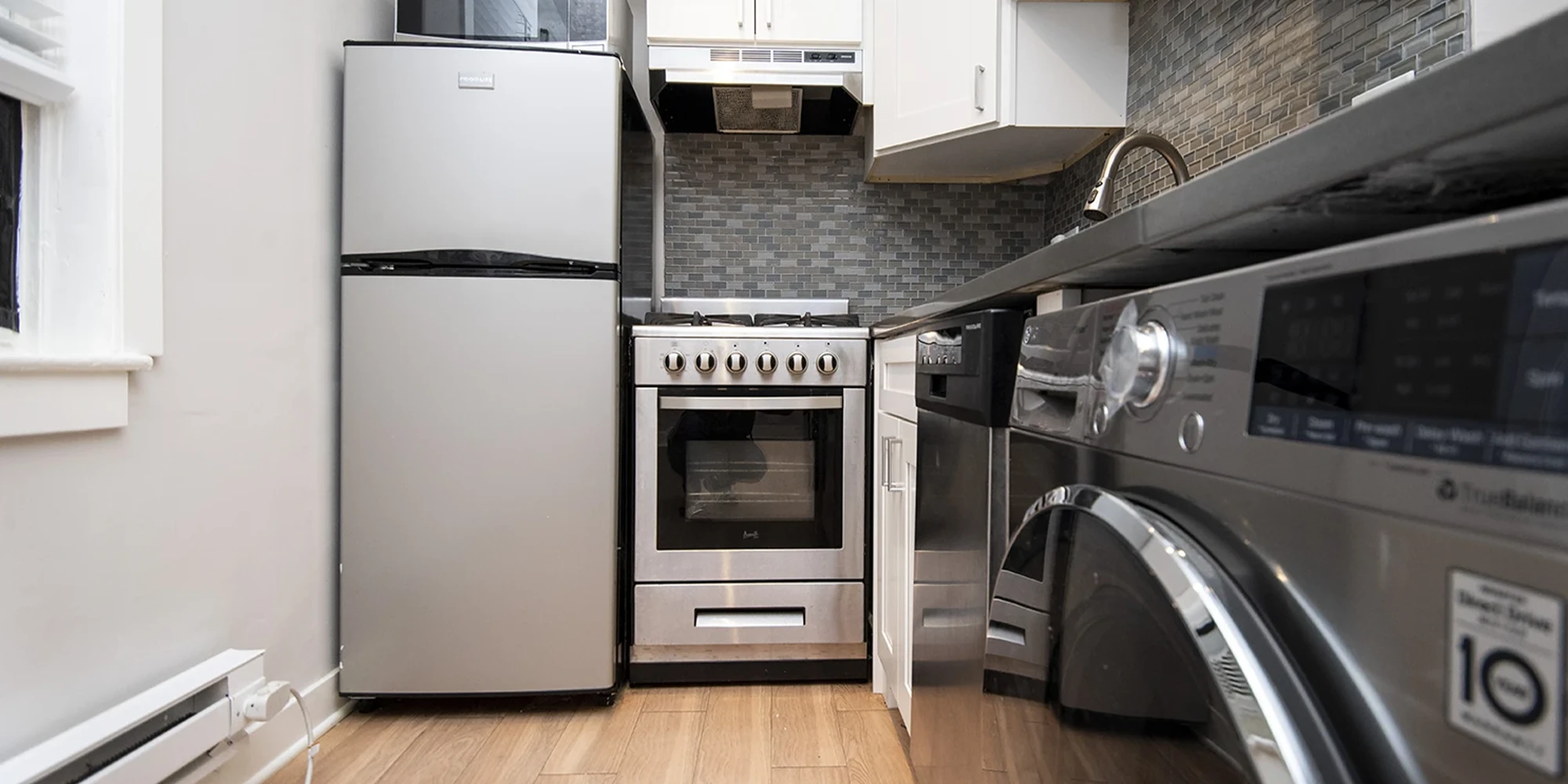 511 W Belmont Ave Apt 26, Chicago IL properties 511-w-belmont-chicago-il-60657-lake-view 511-26
