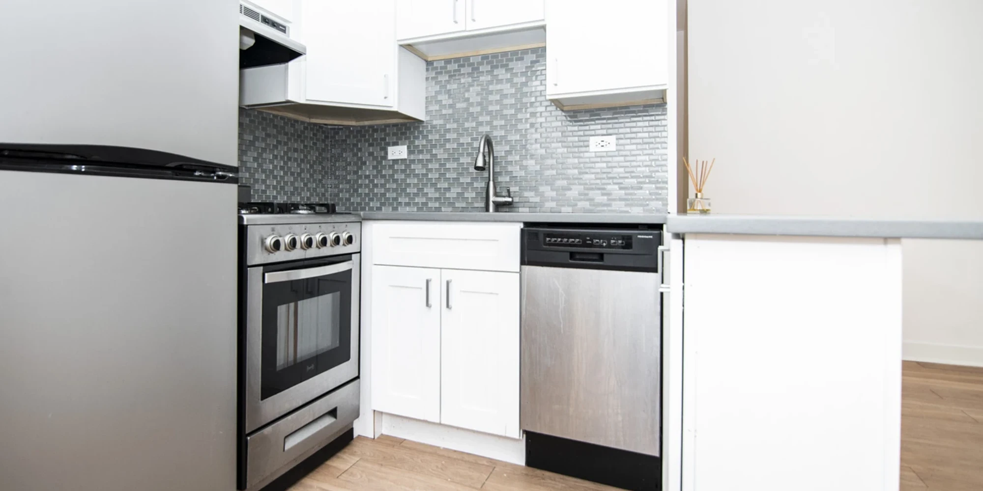 511 W Belmont Ave Apt 28, Chicago IL properties 511-w-belmont-chicago-il-60657-lake-view 511-28