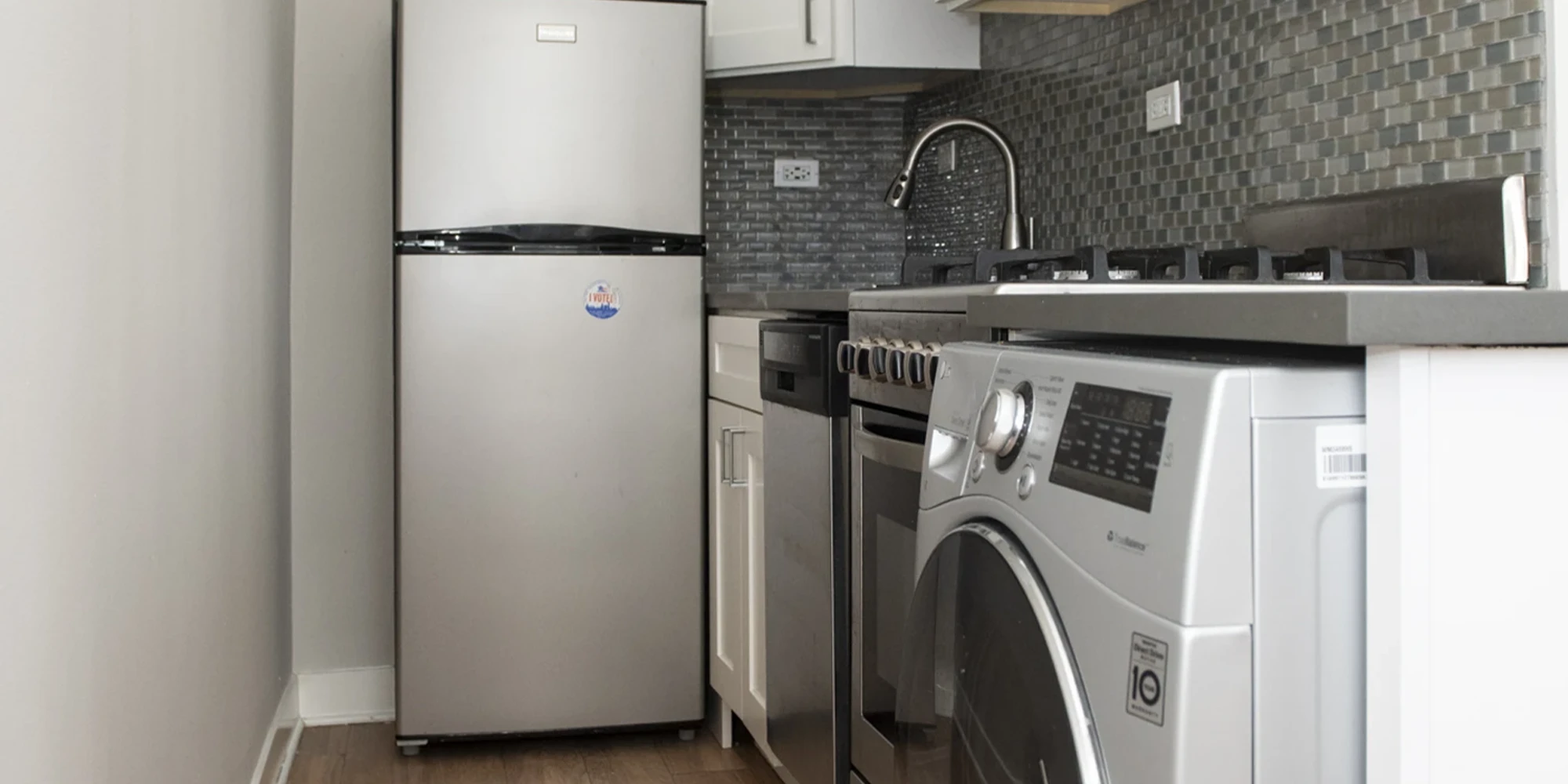 511 W Belmont Ave Apt 32, Chicago IL properties 511-w-belmont-chicago-il-60657-lake-view 511-32