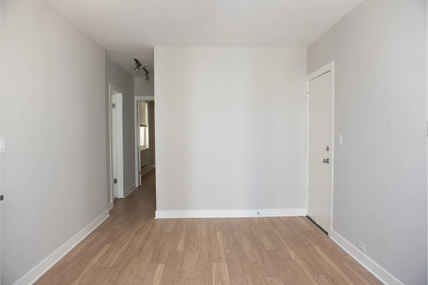 511 W Belmont Ave Apt 32, Chicago IL properties 511-w-belmont-chicago-il-60657-lake-view 511-32