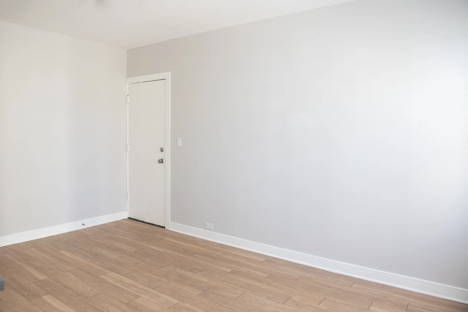511 W Belmont Ave Apt 32, Chicago IL properties 511-w-belmont-chicago-il-60657-lake-view 511-32