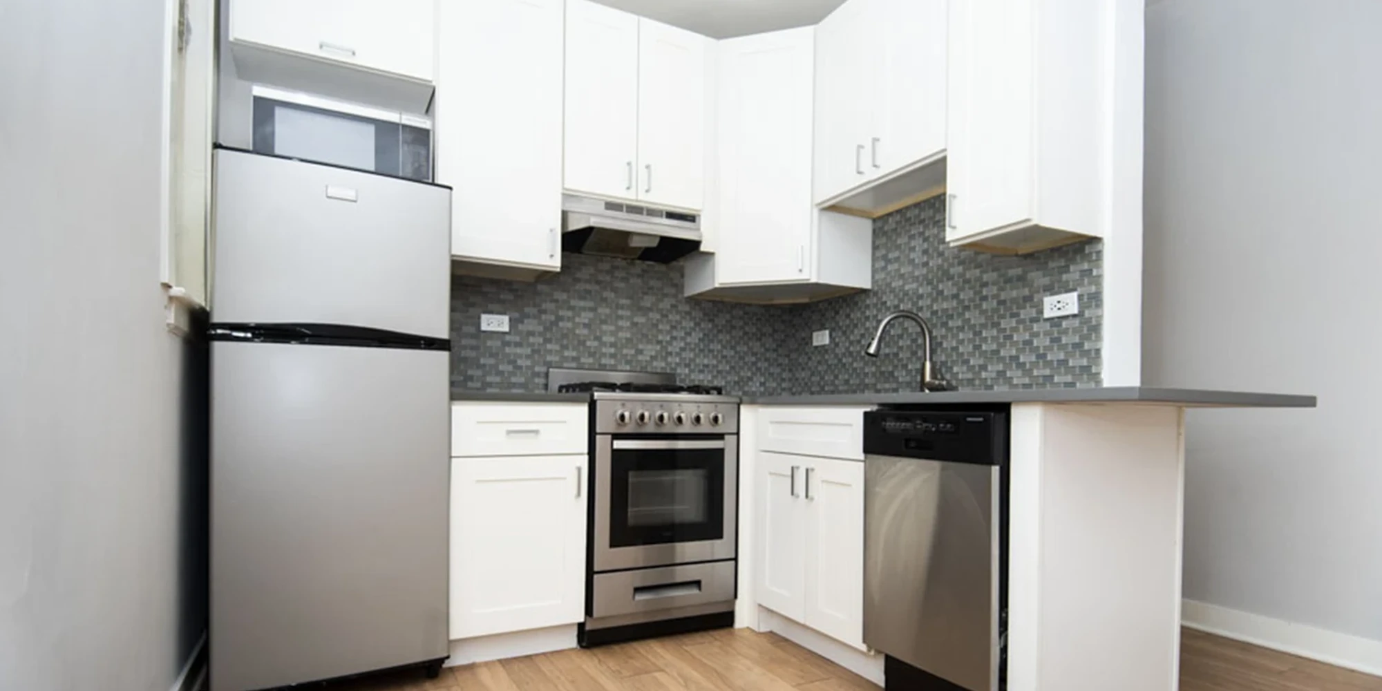 511 W Belmont Ave Apt 34, Chicago IL properties 511-w-belmont-chicago-il-60657-lake-view 511-34