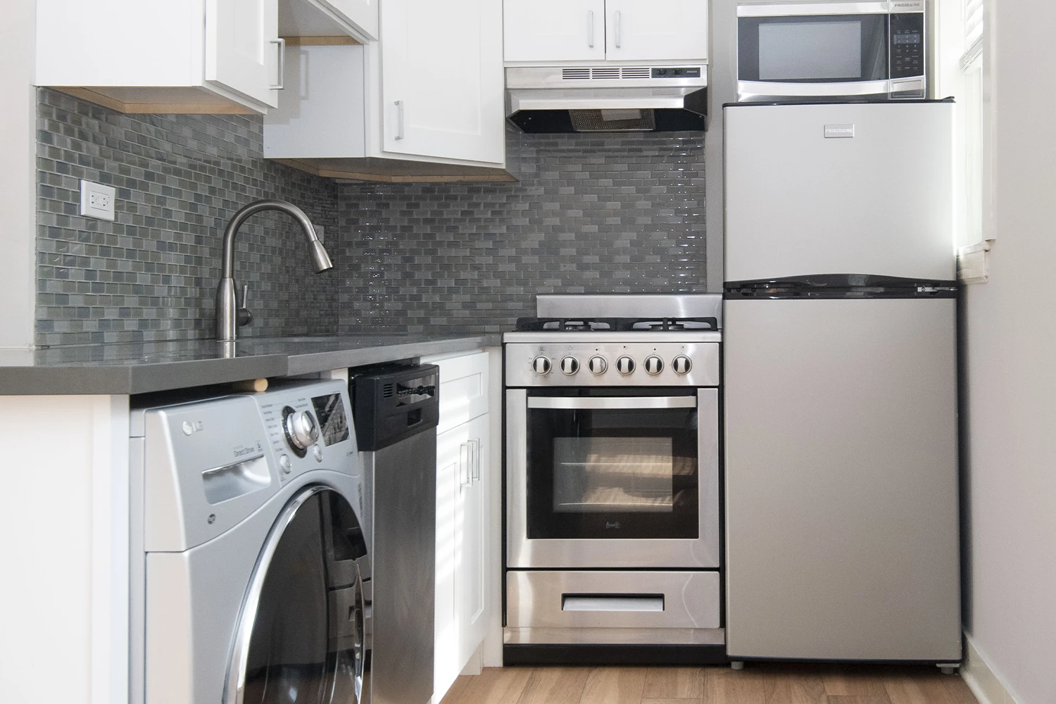 511 W Belmont Ave Apt 37, Chicago IL properties 511-w-belmont-chicago-il-60657-lake-view 511-37