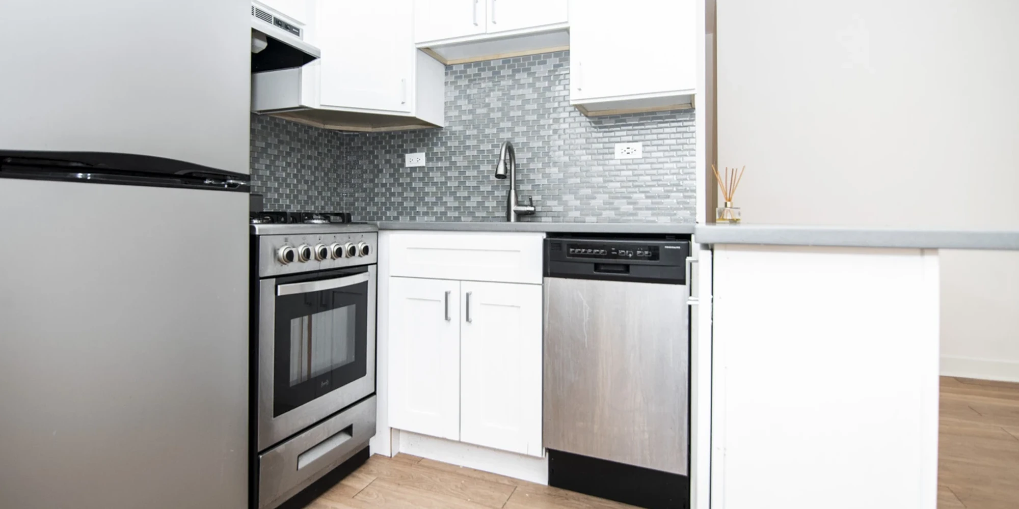 511 W Belmont Ave Apt 38, Chicago IL properties 511-w-belmont-chicago-il-60657-lake-view 511-38