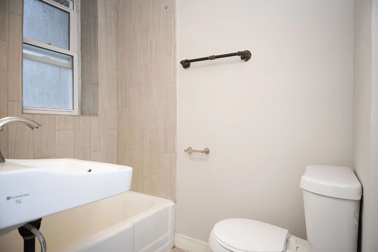 511 W Belmont Ave Apt 41, Chicago IL properties 511-w-belmont-chicago-il-60657-lake-view 511-41