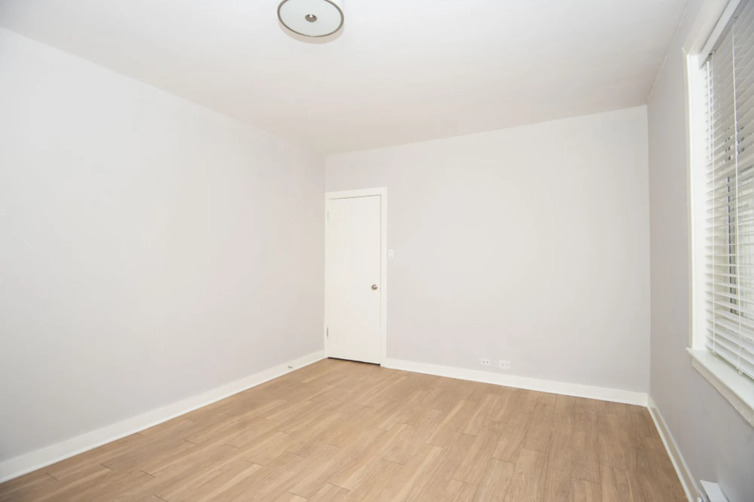 511 W Belmont Ave Apt 44, Chicago IL properties 511-w-belmont-chicago-il-60657-lake-view 511-44