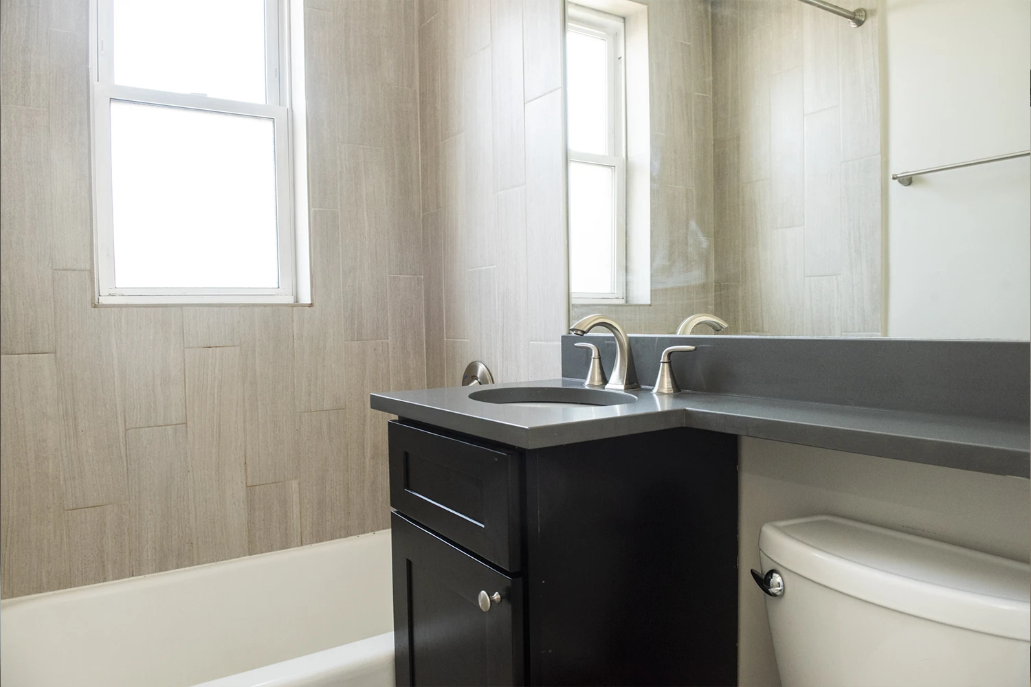 511 W Belmont Ave Apt 47, Chicago IL properties 511-w-belmont-chicago-il-60657-lake-view 511-47