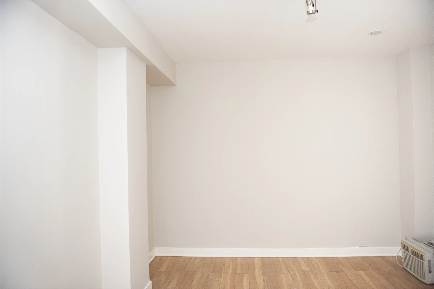511 W Belmont Ave Apt 6, Chicago IL properties 511-w-belmont-chicago-il-60657-lake-view 511-6