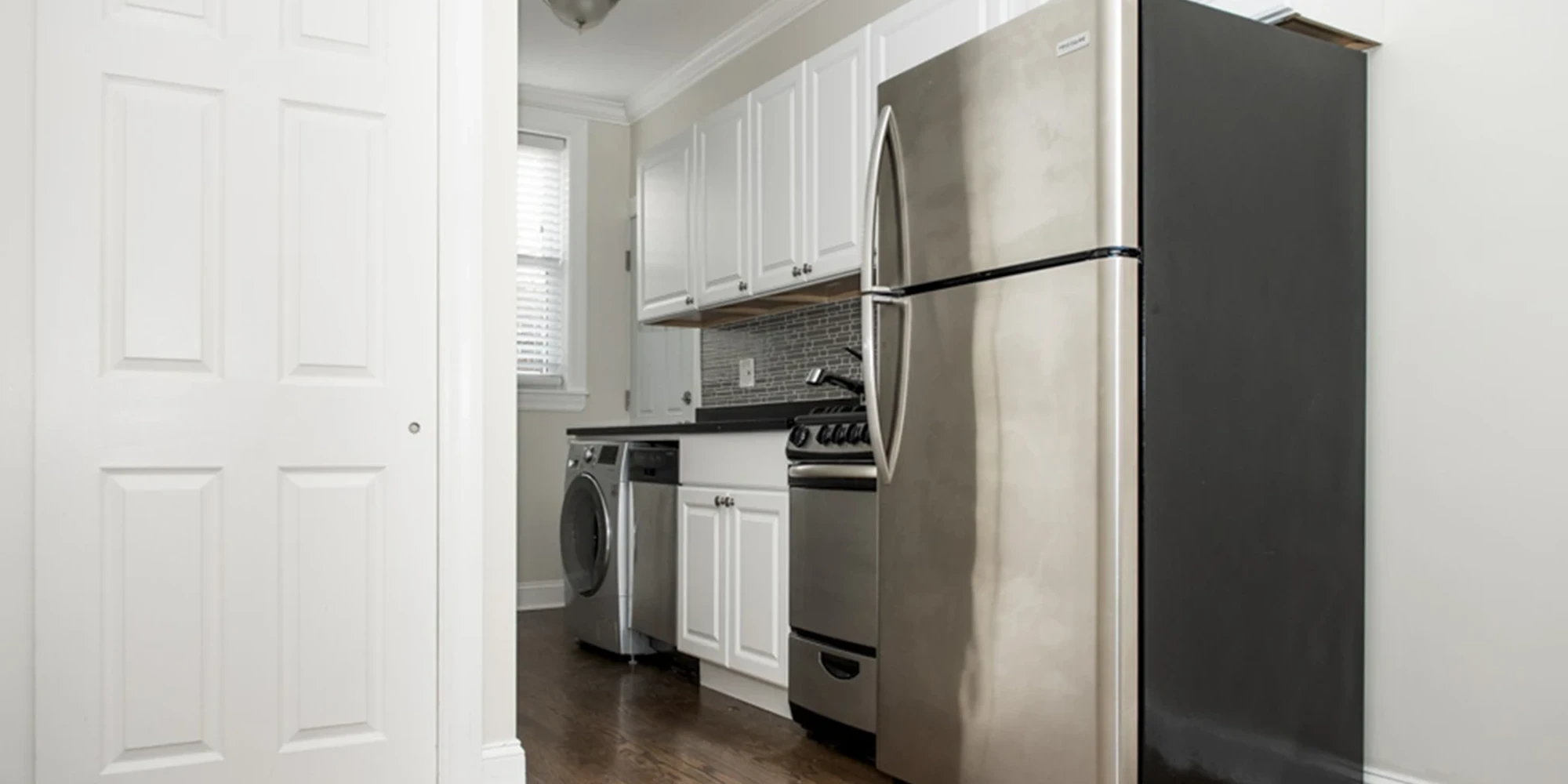 646 W Roscoe St Apt 1S, Chicago IL properties 646-48-w-roscoe-chicago-il-60657-lake-view 646-1s