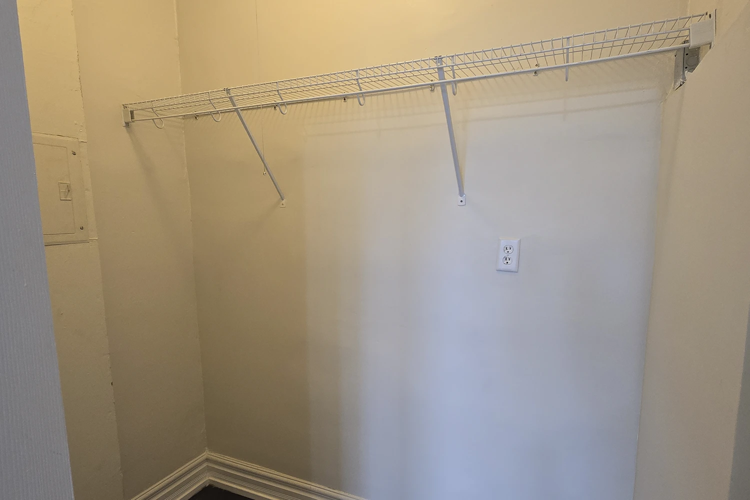 646 W Roscoe St Apt 3S, Chicago IL properties 646-48-w-roscoe-chicago-il-60657-lake-view 646-3s