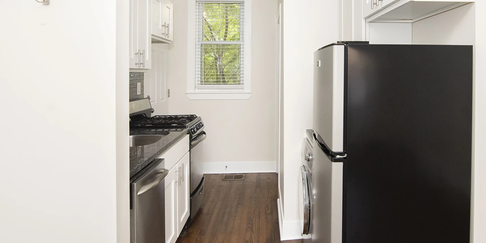 646.5 W Roscoe St Apt 1N, Chicago IL properties 646-48-w-roscoe-chicago-il-60657-lake-view 646-5-1n