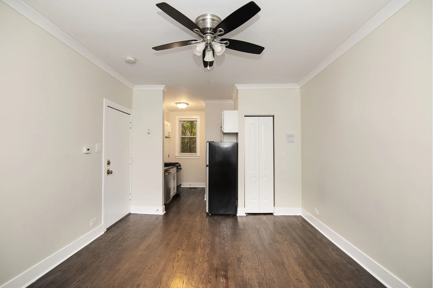 646.5 W Roscoe St Apt 2N, Chicago IL properties 646-48-w-roscoe-chicago-il-60657-lake-view 646-5-2n