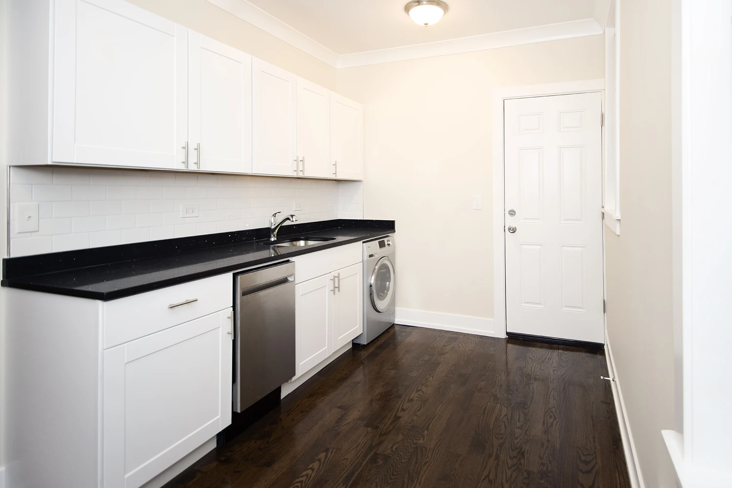 648 W Roscoe St Apt 2N, Chicago IL properties 646-48-w-roscoe-chicago-il-60657-lake-view 648-2n
