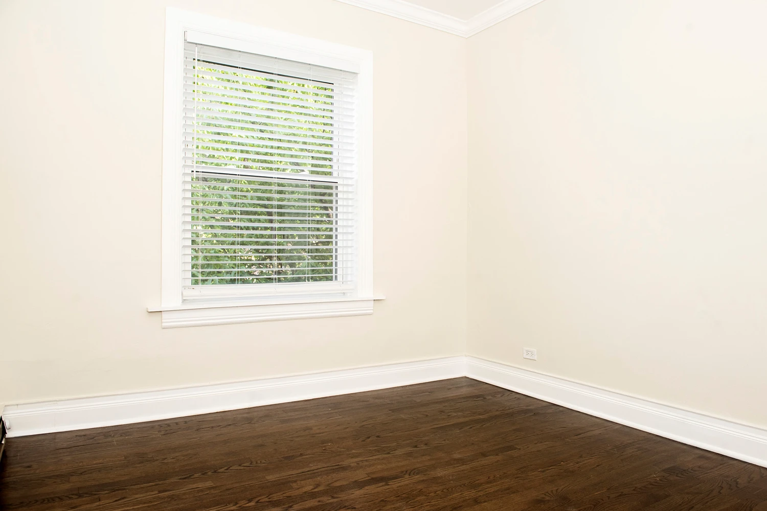 648.5 W Roscoe St Apt 2N, Chicago IL properties 646-48-w-roscoe-chicago-il-60657-lake-view 648-5-2n