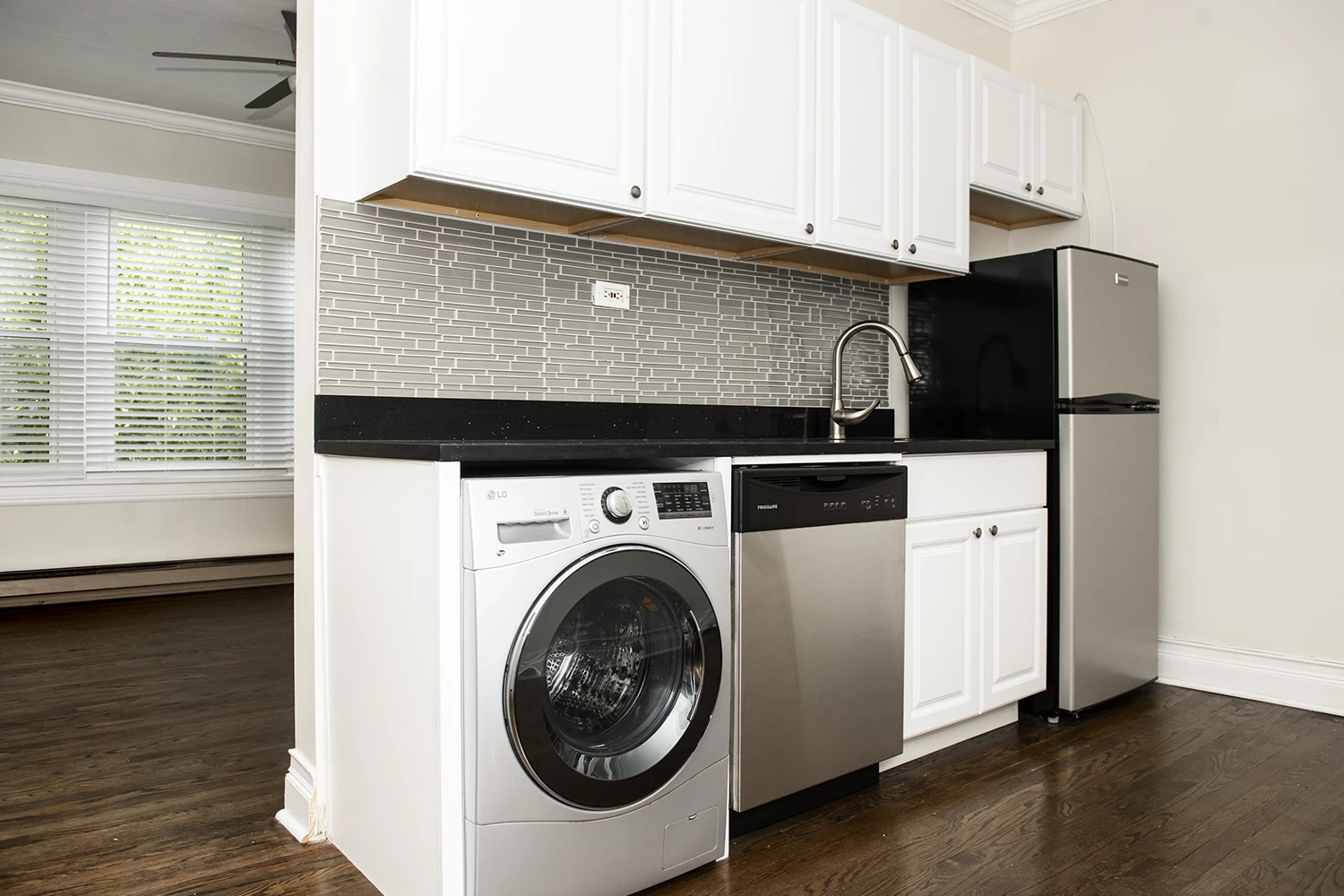 648.5 W Roscoe St Apt 3N, Chicago IL properties 646-48-w-roscoe-chicago-il-60657-lake-view 648-5-3n
