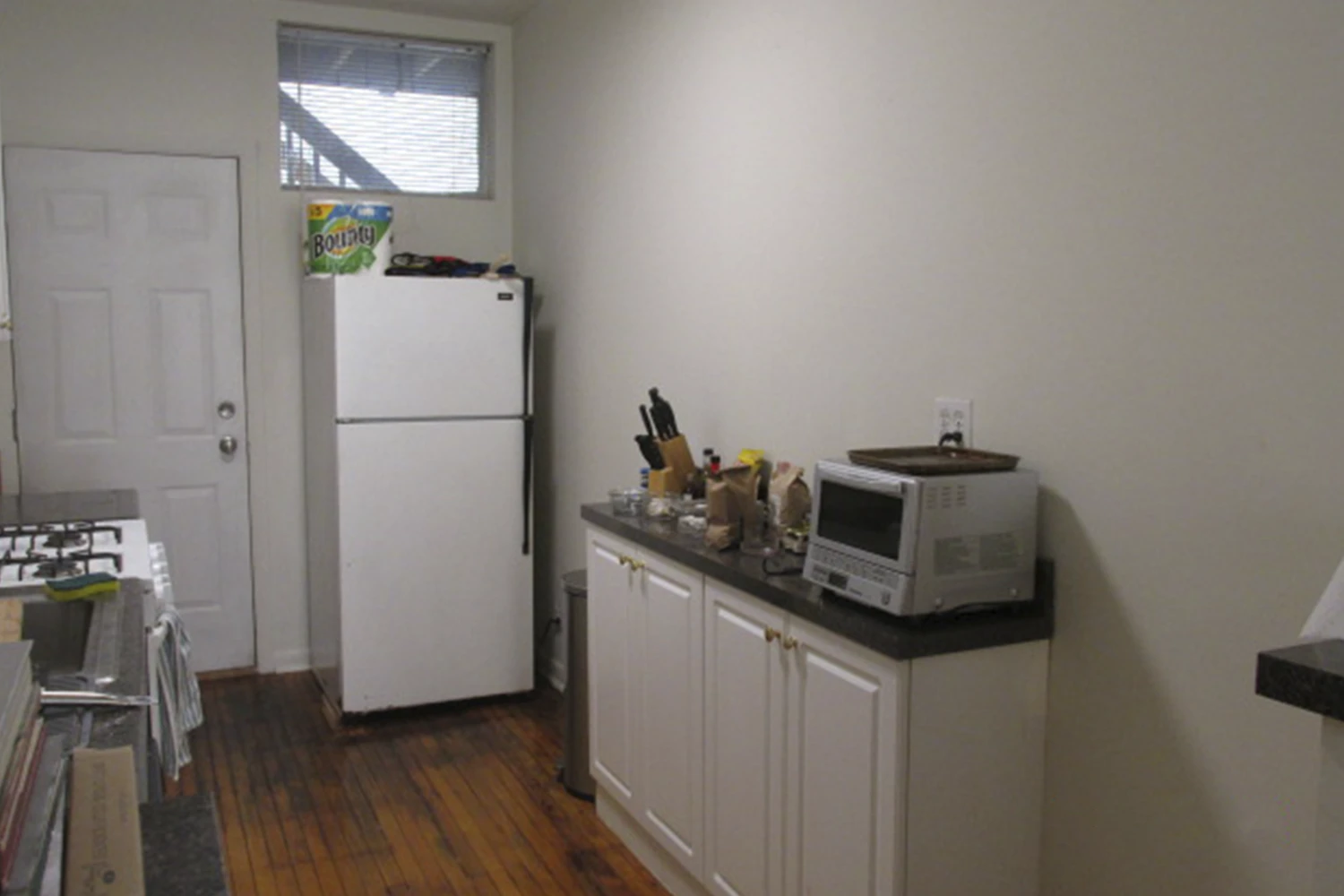 724 W Roscoe St Apt 1N, Chicago IL properties 724-32-w-roscoe-st-chicago-il-60657-lake-view 724-1n