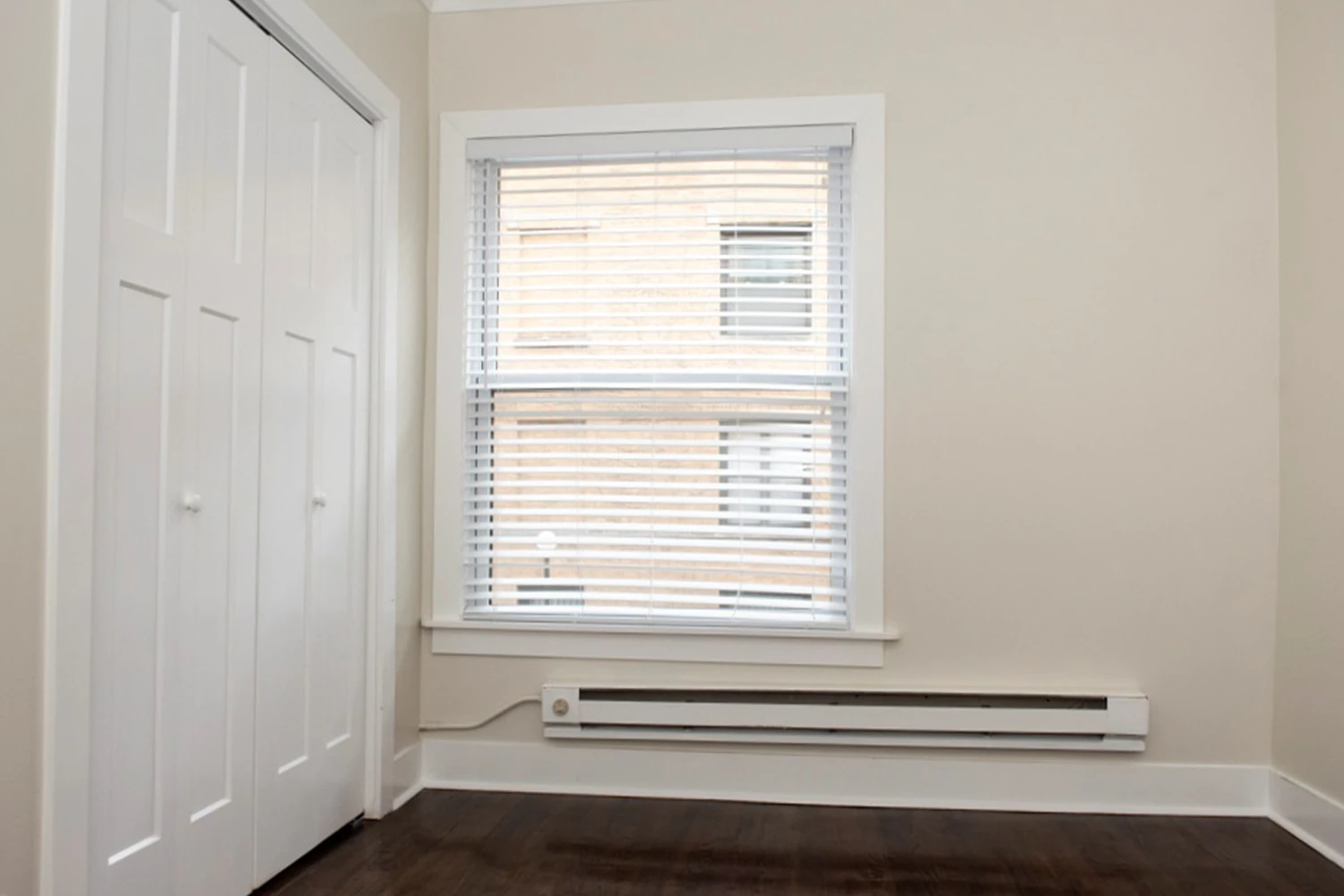 724 W Roscoe St Apt 1S, Chicago IL properties 724-32-w-roscoe-st-chicago-il-60657-lake-view 724-1s