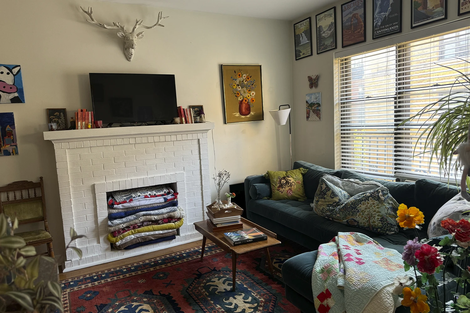 724 W Roscoe St Apt 2N, Chicago IL properties 724-32-w-roscoe-st-chicago-il-60657-lake-view 724-2n