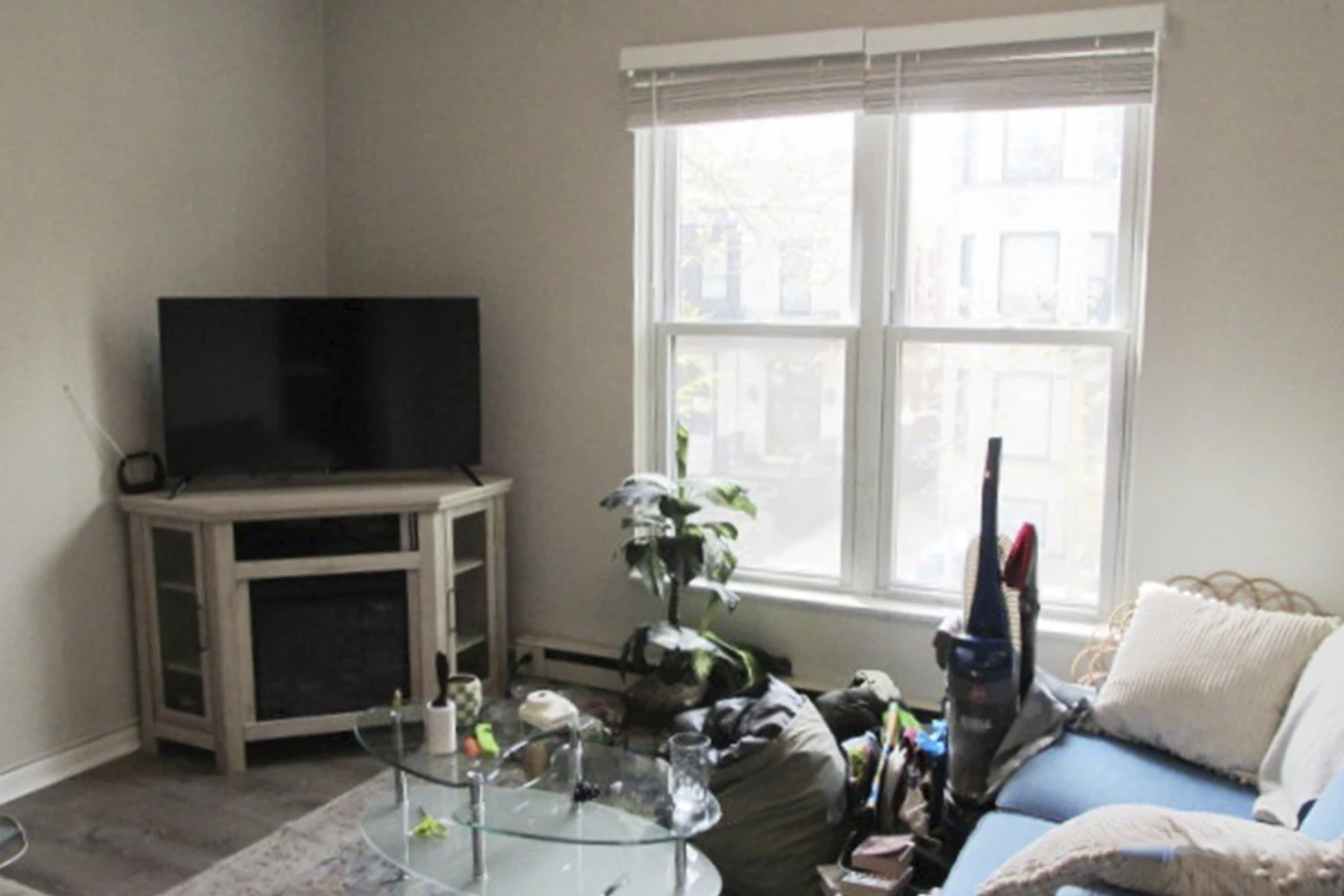 724 W Roscoe St Apt 2S, Chicago IL properties 724-32-w-roscoe-st-chicago-il-60657-lake-view 724-2s