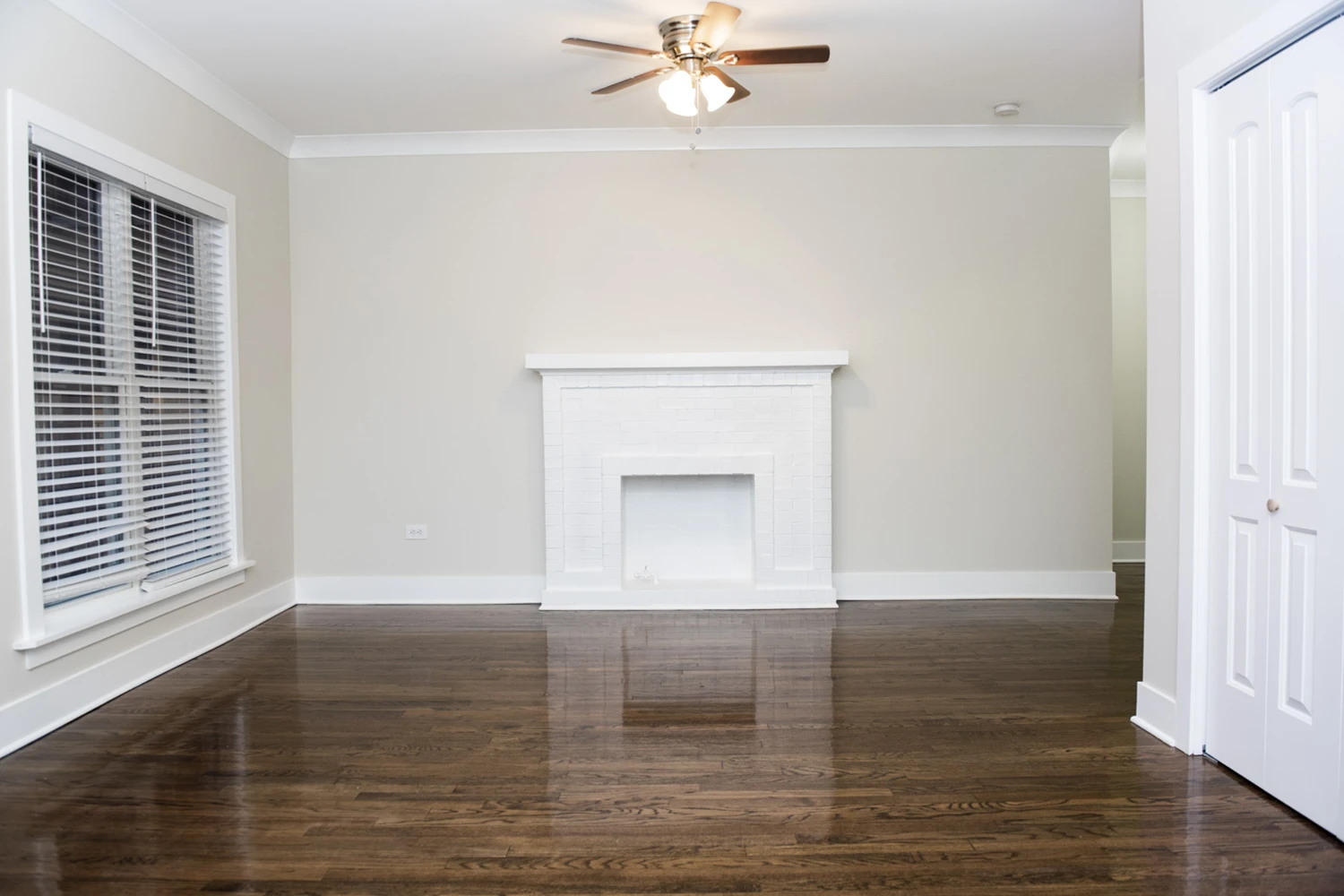 726 W Roscoe St Apt 2S, Chicago IL properties 724-32-w-roscoe-st-chicago-il-60657-lake-view 726-2s