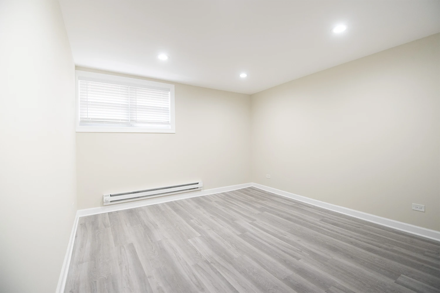726 W Roscoe St Apt NGD, Chicago IL properties 724-32-w-roscoe-st-chicago-il-60657-lake-view 726-ngd