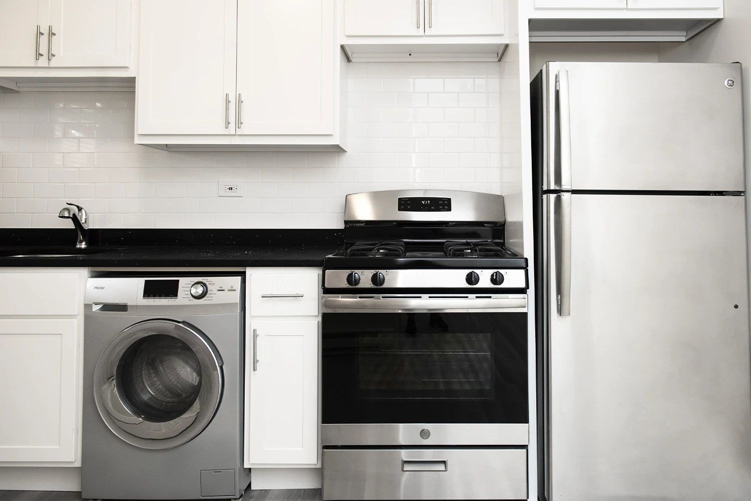 730 W Roscoe St Apt 1N, Chicago IL properties 724-32-w-roscoe-st-chicago-il-60657-lake-view 730-1n