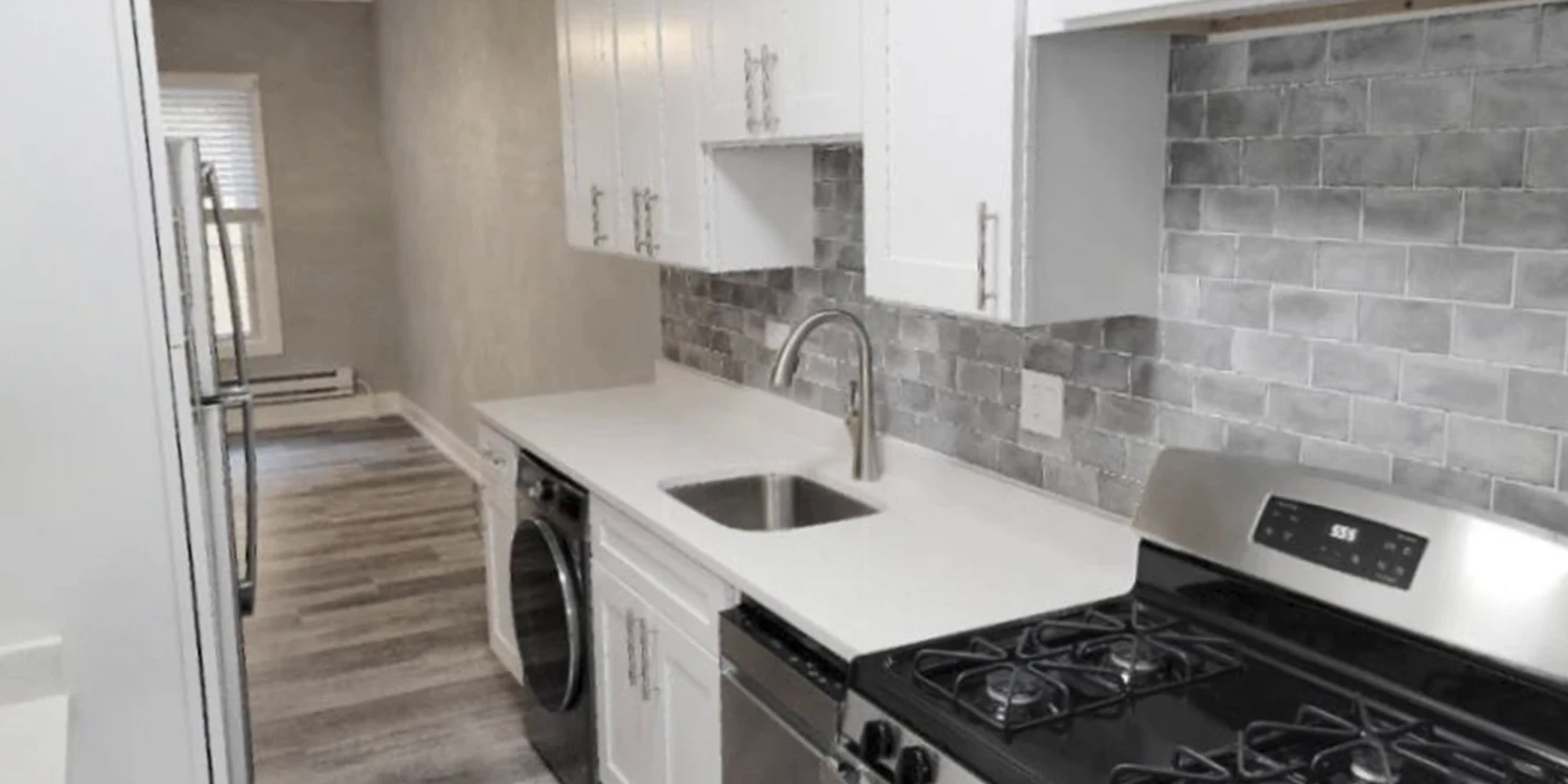 730 W Roscoe St Apt 1S, Chicago IL properties 724-32-w-roscoe-st-chicago-il-60657-lake-view 730-1s