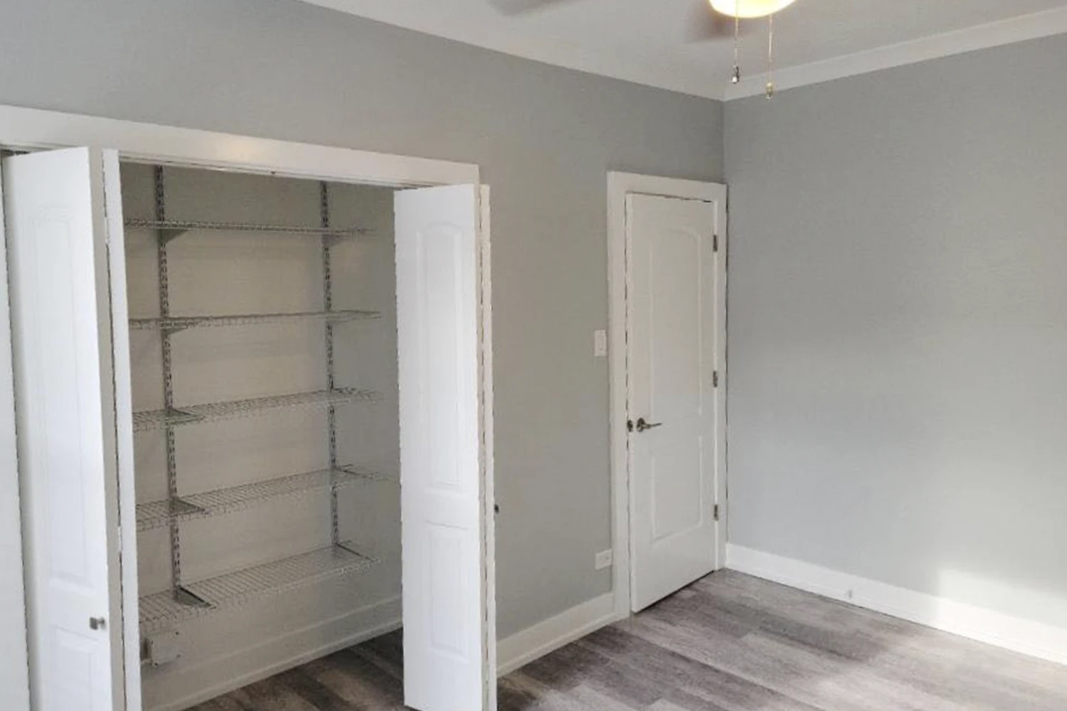 730 W Roscoe St Apt 1S, Chicago IL properties 724-32-w-roscoe-st-chicago-il-60657-lake-view 730-1s