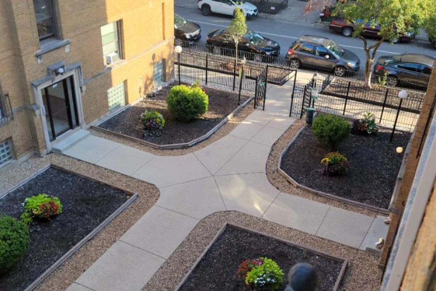 730 W Roscoe St Apt 3S, Chicago IL properties 724-32-w-roscoe-st-chicago-il-60657-lake-view 730-3s   