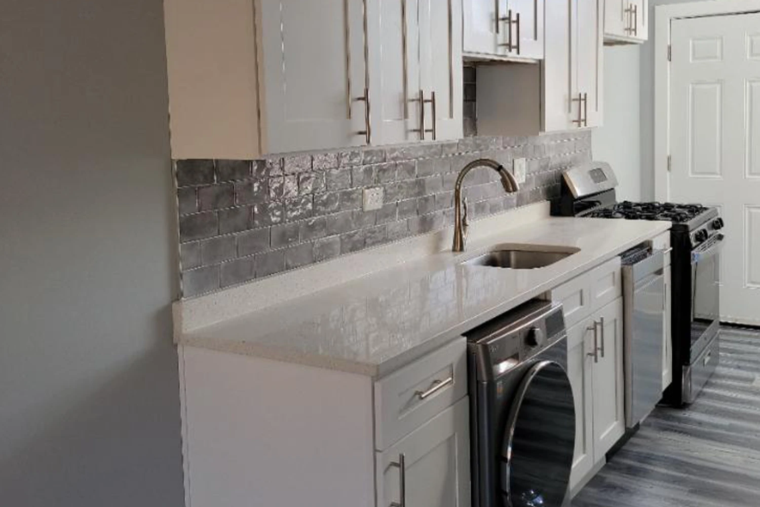 730 W Roscoe St Apt 3S, Chicago IL properties 724-32-w-roscoe-st-chicago-il-60657-lake-view 730-3s   