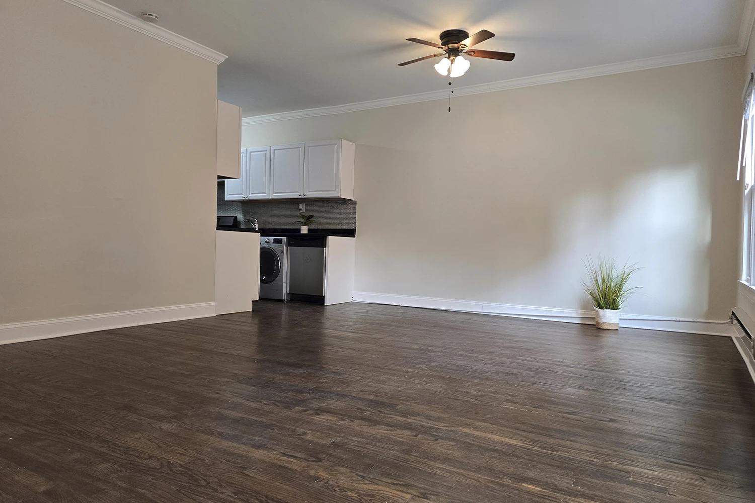 732 W Roscoe St Apt 1N, Chicago IL properties 724-32-w-roscoe-st-chicago-il-60657-lake-view 732-1n
