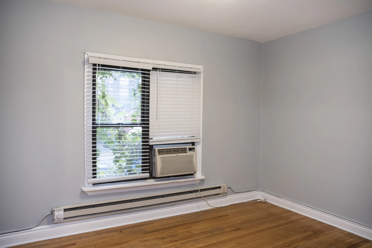 732 W Roscoe St Apt 1S, Chicago IL properties 724-32-w-roscoe-st-chicago-il-60657-lake-view 732-1s