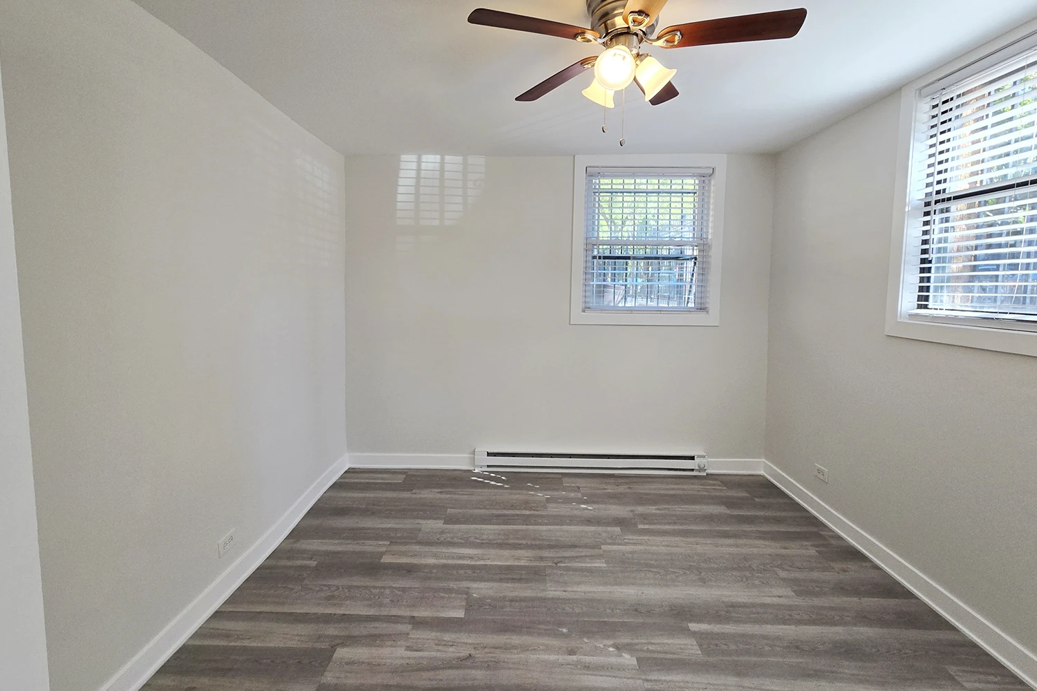 732 W Roscoe St Apt SGA, Chicago IL properties 724-32-w-roscoe-st-chicago-il-60657-lake-view 732-sga