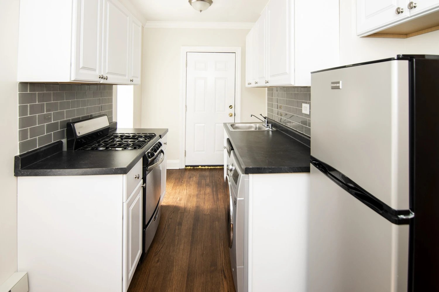 837 W Cornelia Ave Apt 1S, Chicago IL properties 837-39-w-cornelia-chicago-il-60657-lake-view 837-1s
