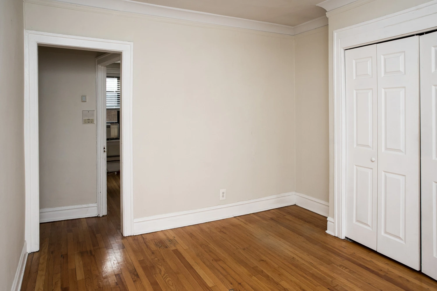 837 W Cornelia Ave Apt 2N, Chicago IL properties 837-39-w-cornelia-chicago-il-60657-lake-view 837-2n