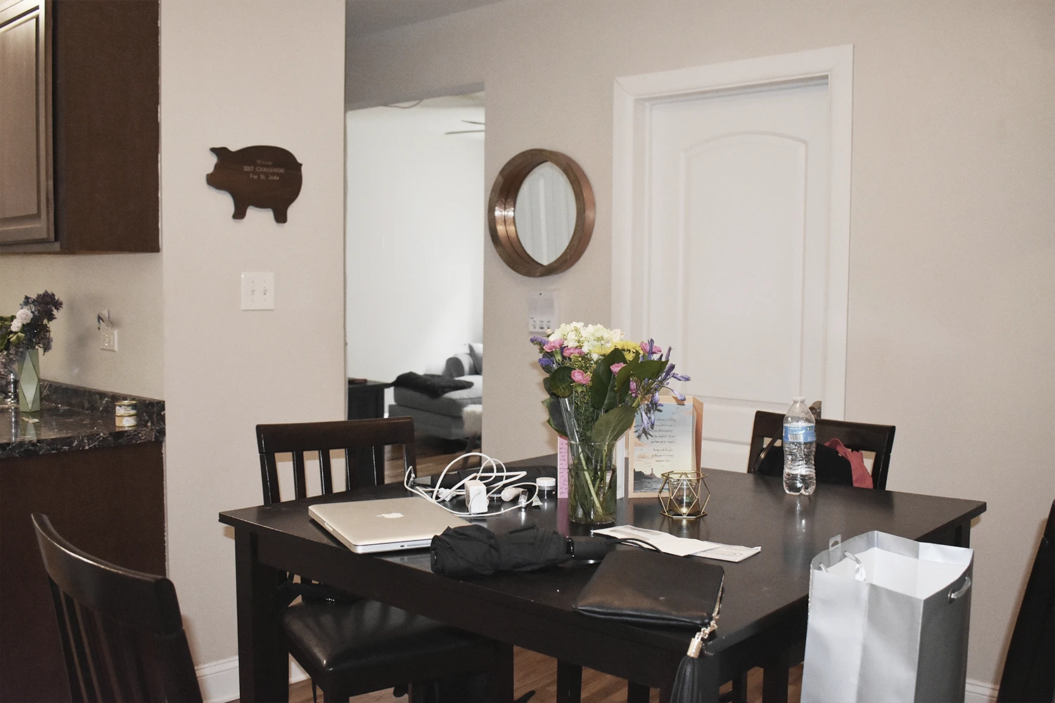 837.5 W Cornelia Ave Apt 1S, Chicago IL properties 837-39-w-cornelia-chicago-il-60657-lake-view 837-5-1s