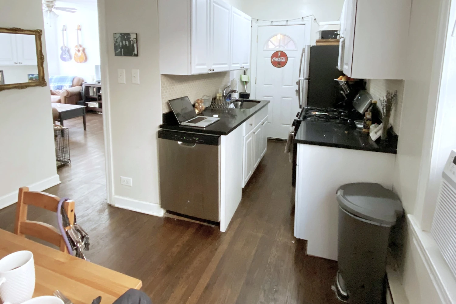 837.5 W Cornelia Ave Apt 2N, Chicago IL properties 837-39-w-cornelia-chicago-il-60657-lake-view 837-5-2n