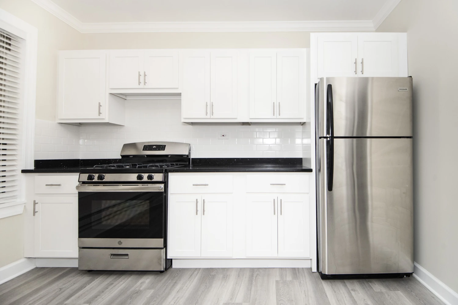 837.5 W Cornelia Ave Apt GDN, Chicago IL properties 837-39-w-cornelia-chicago-il-60657-lake-view 837-5-gdn