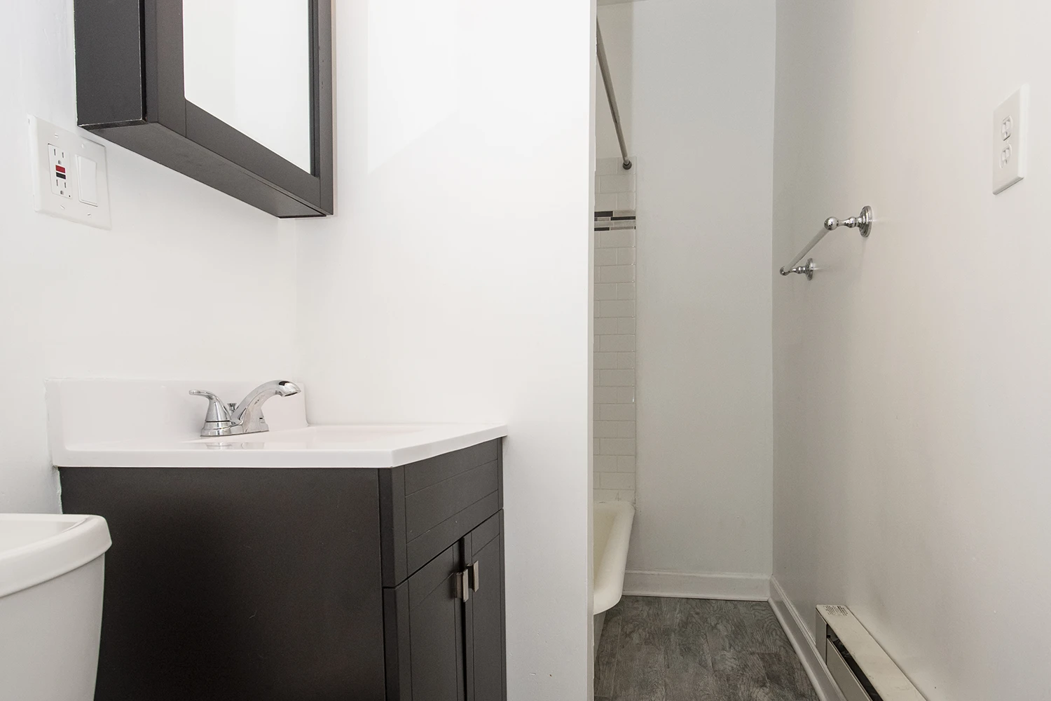 839 W Cornelia Ave Apt 2S, Chicago IL properties 837-39-w-cornelia-chicago-il-60657-lake-view 839-2s