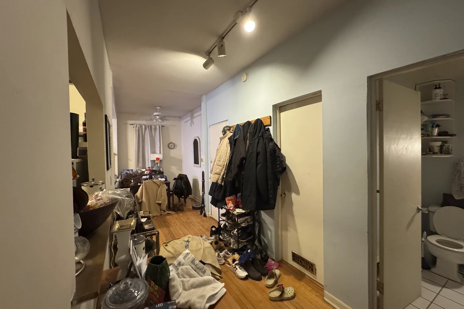 854 W George St Apt 1, Chicago IL properties 2905-09-n-mildred-chicago-il-60657-lake-view 854-1   