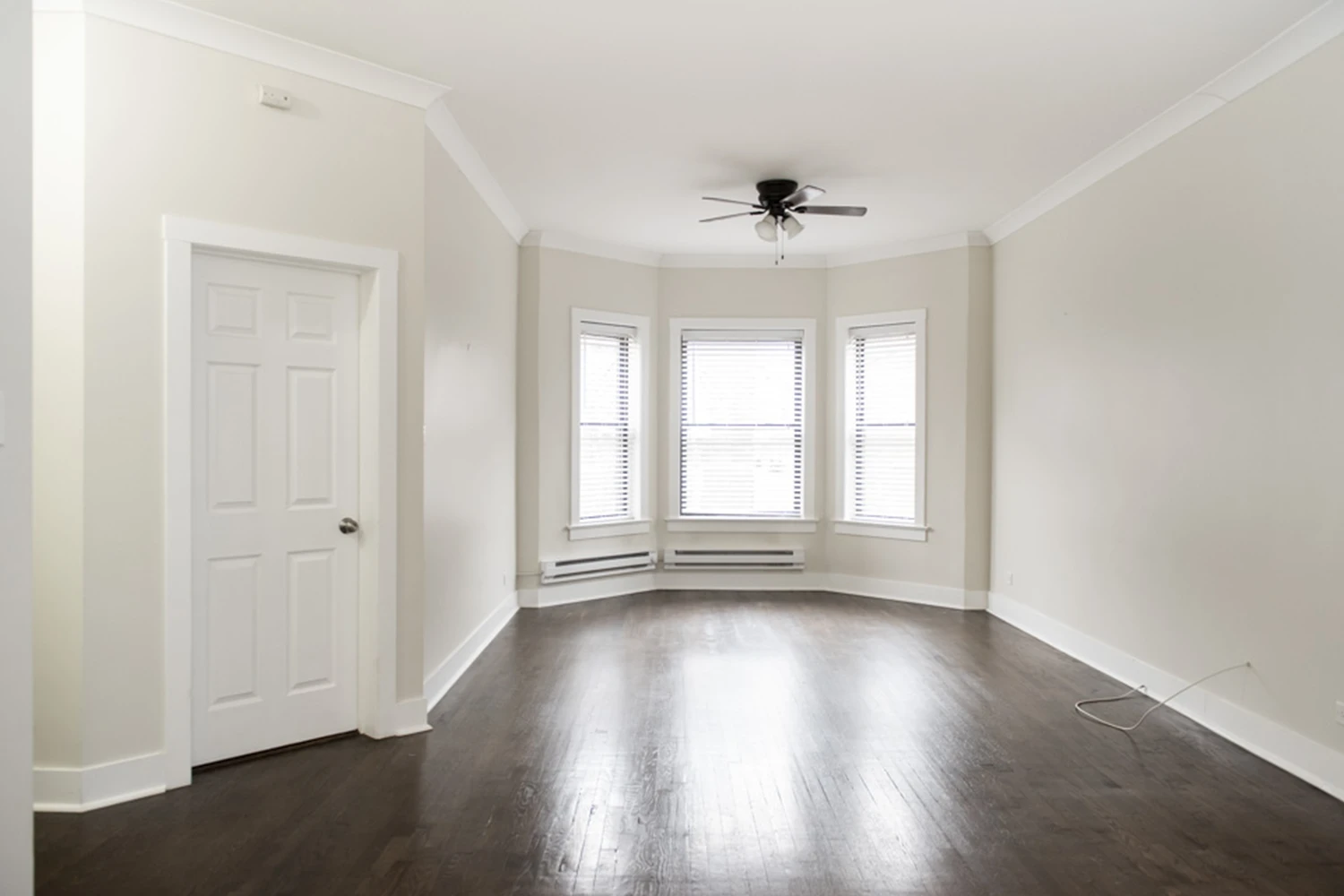 915 W Waveland Ave Apt 3, Chicago IL properties 915-23-w-waveland-chicago-il-60613-lake-view 915-3