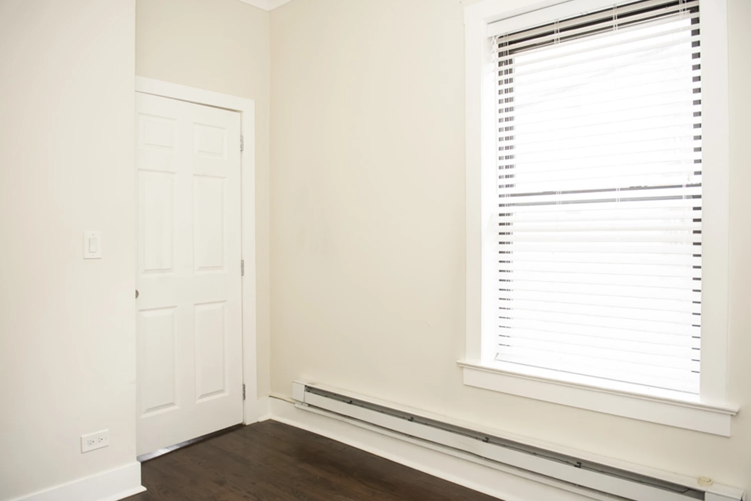 915 W Waveland Ave Apt 1, Chicago IL properties 915-23-w-waveland-chicago-il-60613-lake-view 915-1