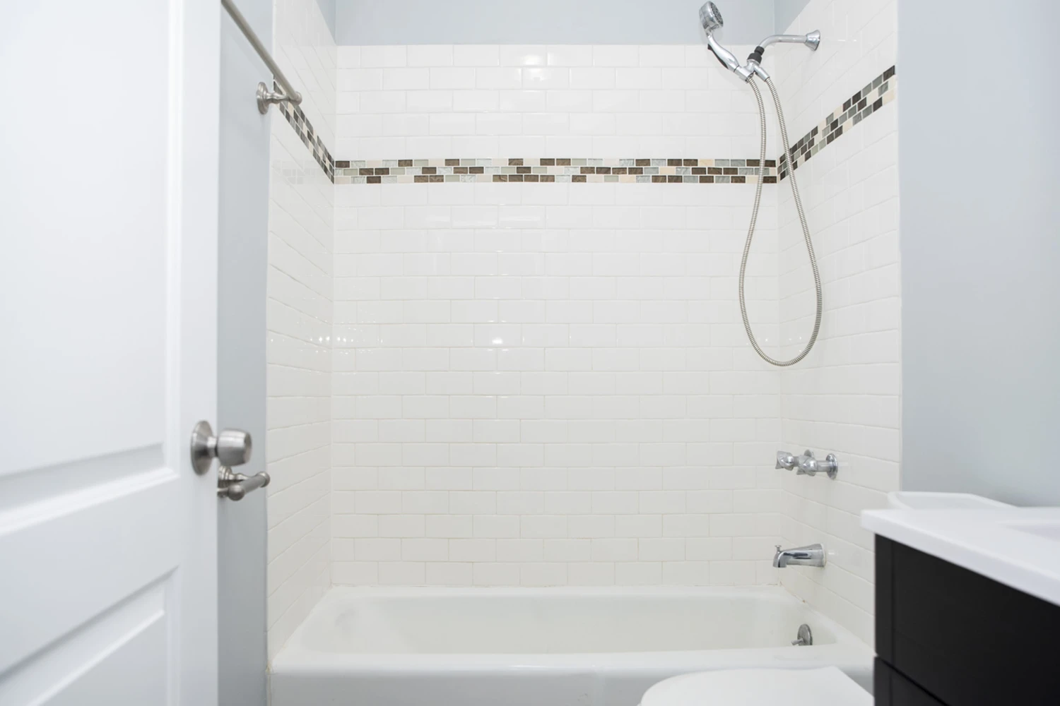 917 W Waveland Ave Apt 2A, Chicago IL properties 915-23-w-waveland-chicago-il-60613-lake-view 917-2a