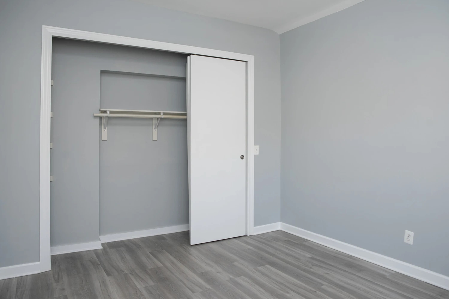 917 W Waveland Ave Apt 2A, Chicago IL properties 915-23-w-waveland-chicago-il-60613-lake-view 917-2a