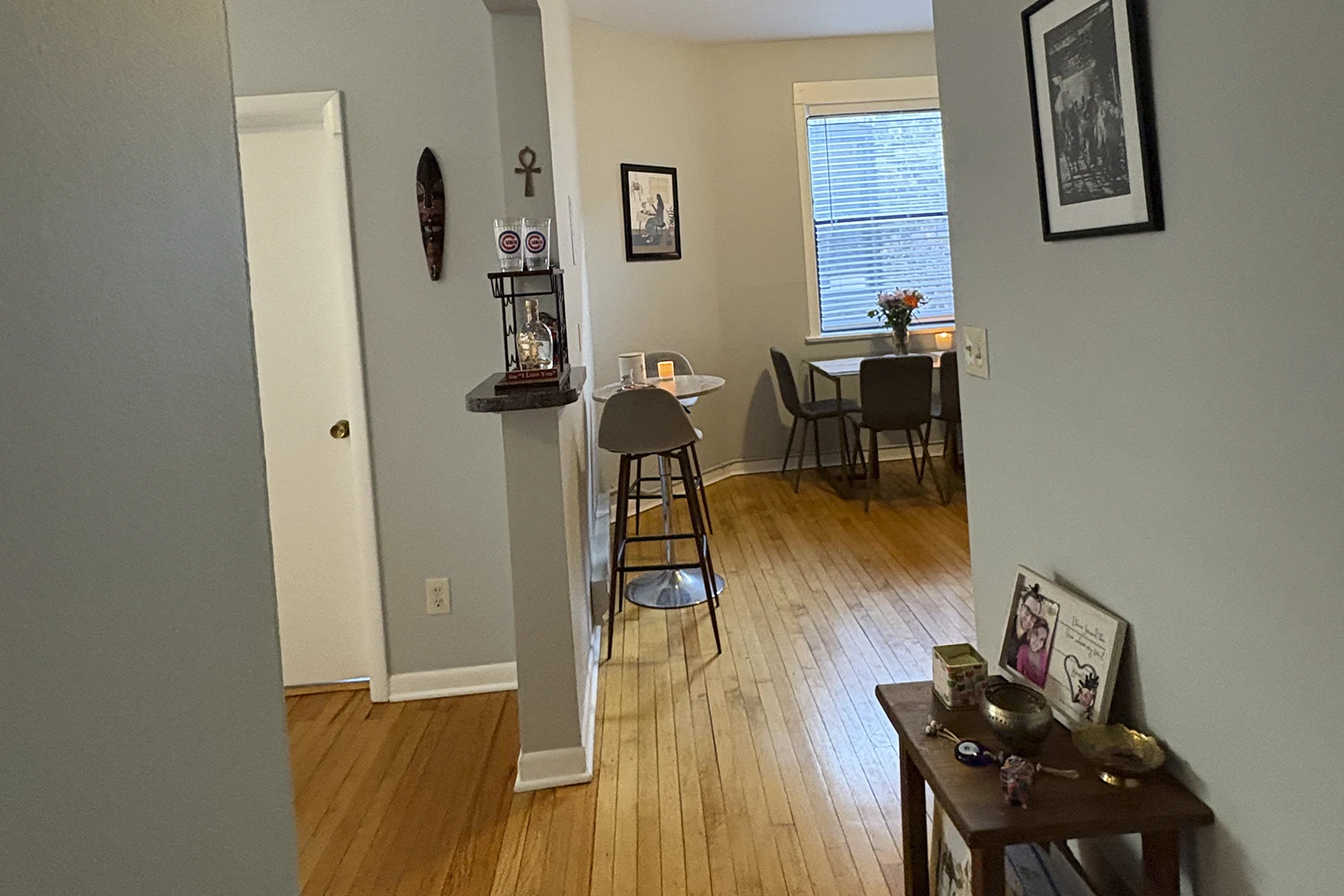 917 W Waveland Ave Apt 3C, Chicago IL properties 915-23-w-waveland-chicago-il-60613-lake-view 917-3c