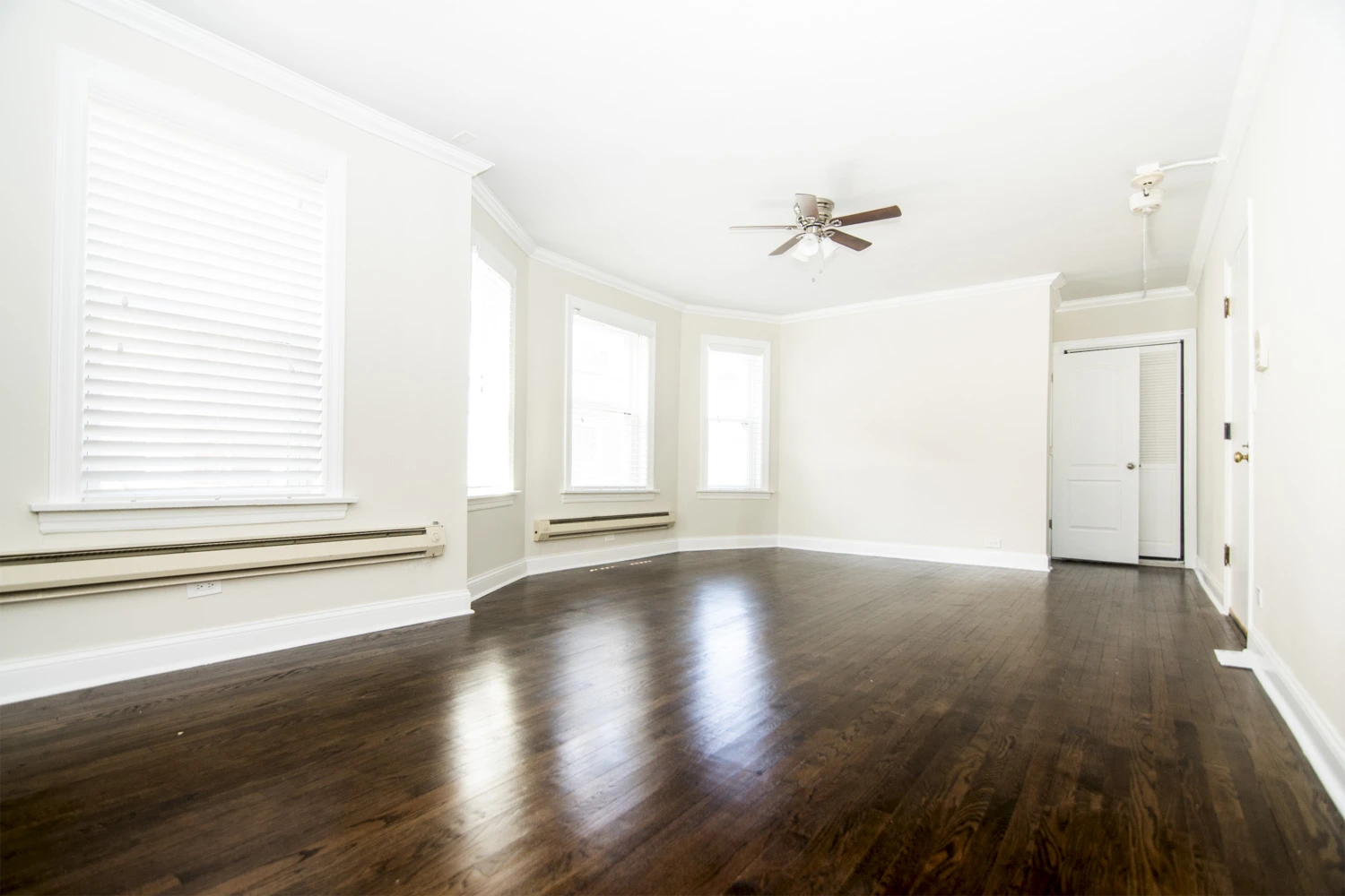 918 Green Bay Rd Apt 2A, Winnetka IL properties 916-20-green-bay-rd-winnetka-il-60093 918-2a